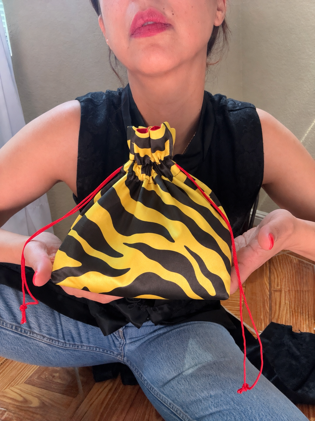 the tiger pouch / 12