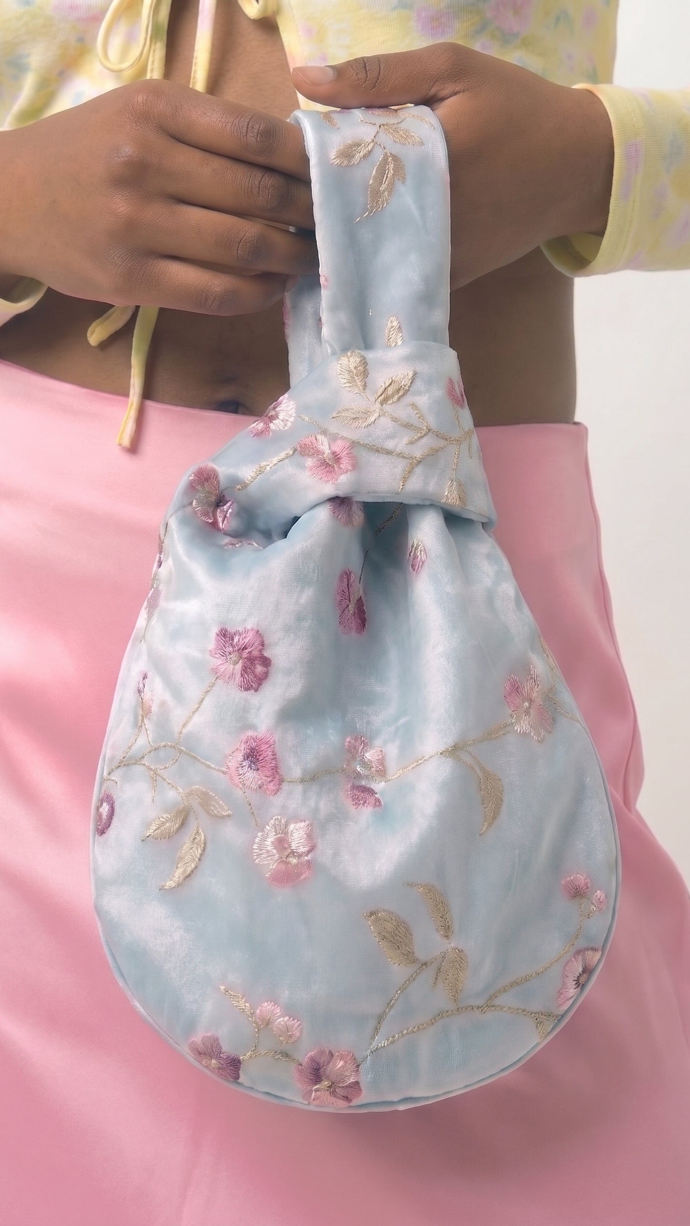 the bare bag / 03