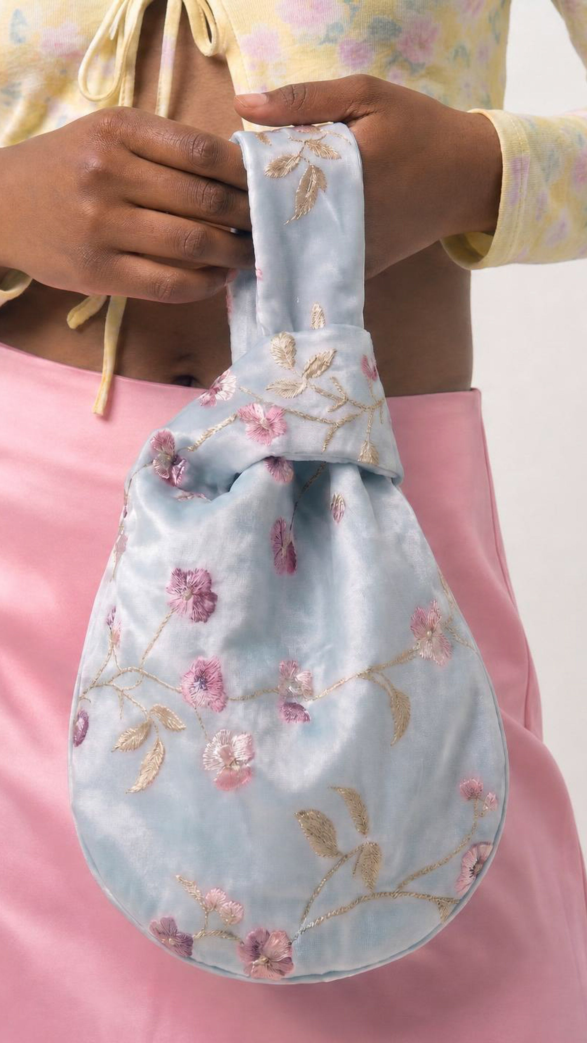 the bare bag / 03